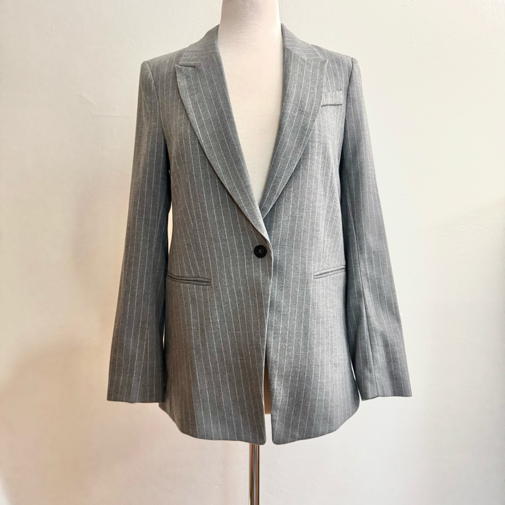 H&M Light Gray Pinstriped Blazer
